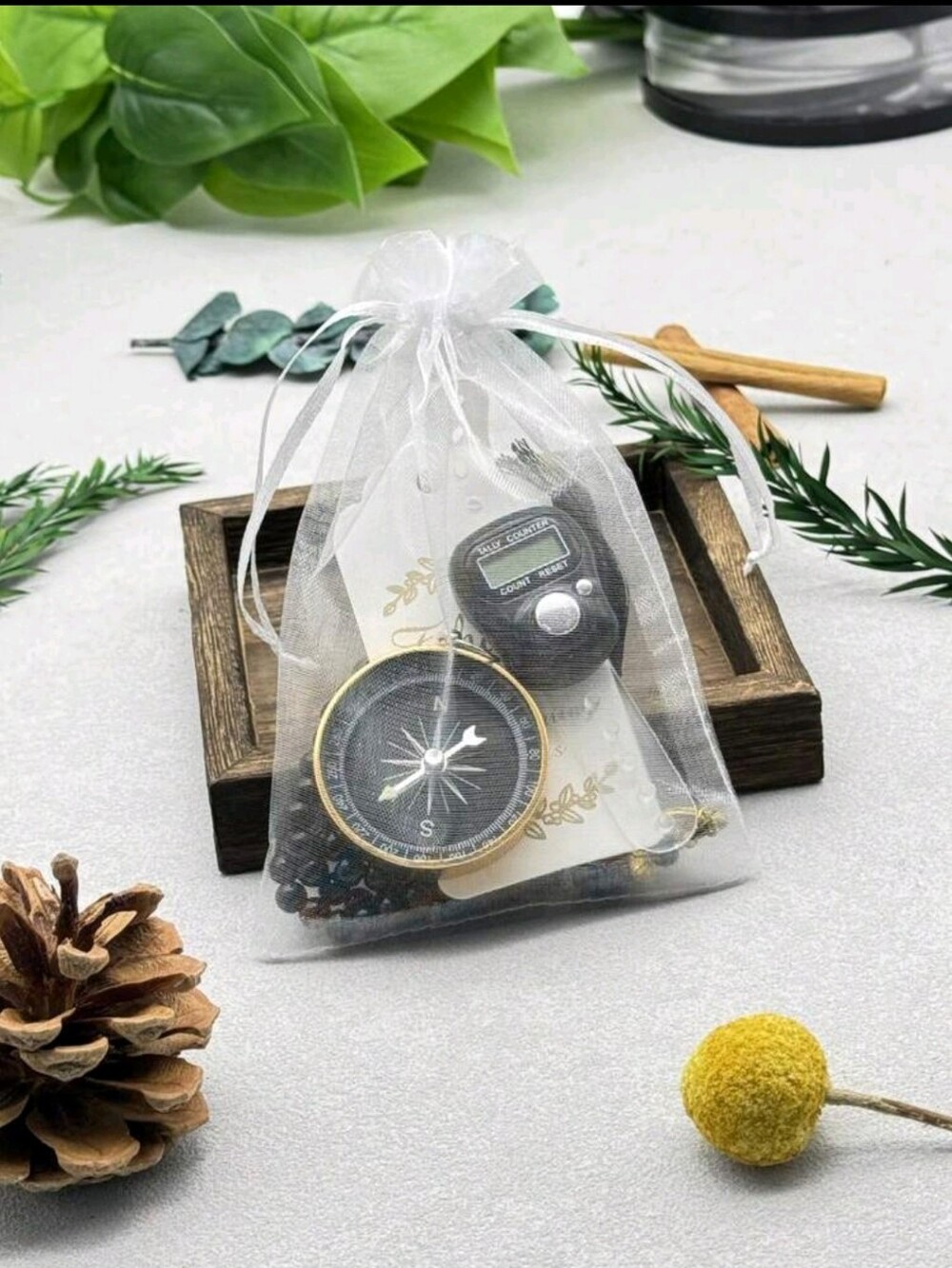 🖤Compact Black Beads 📿and Gold Compass Gift Set -